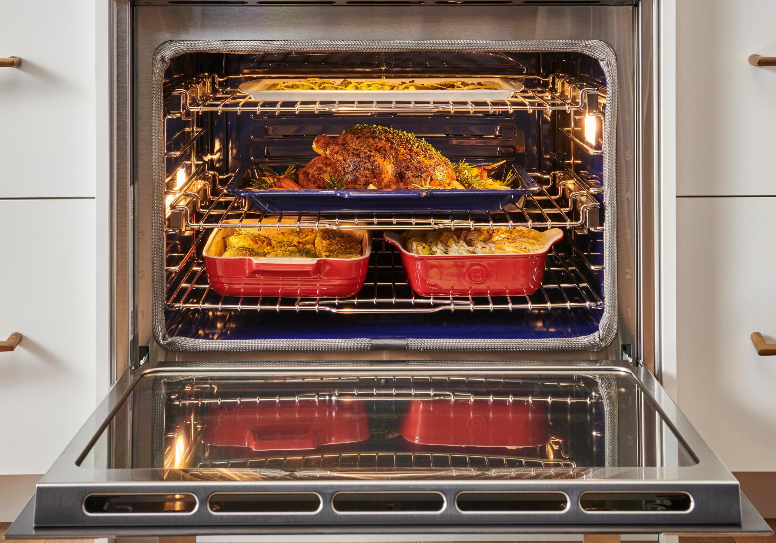 Wolf SO3050CMB 30" M Series Contemporary Built-In Single Oven