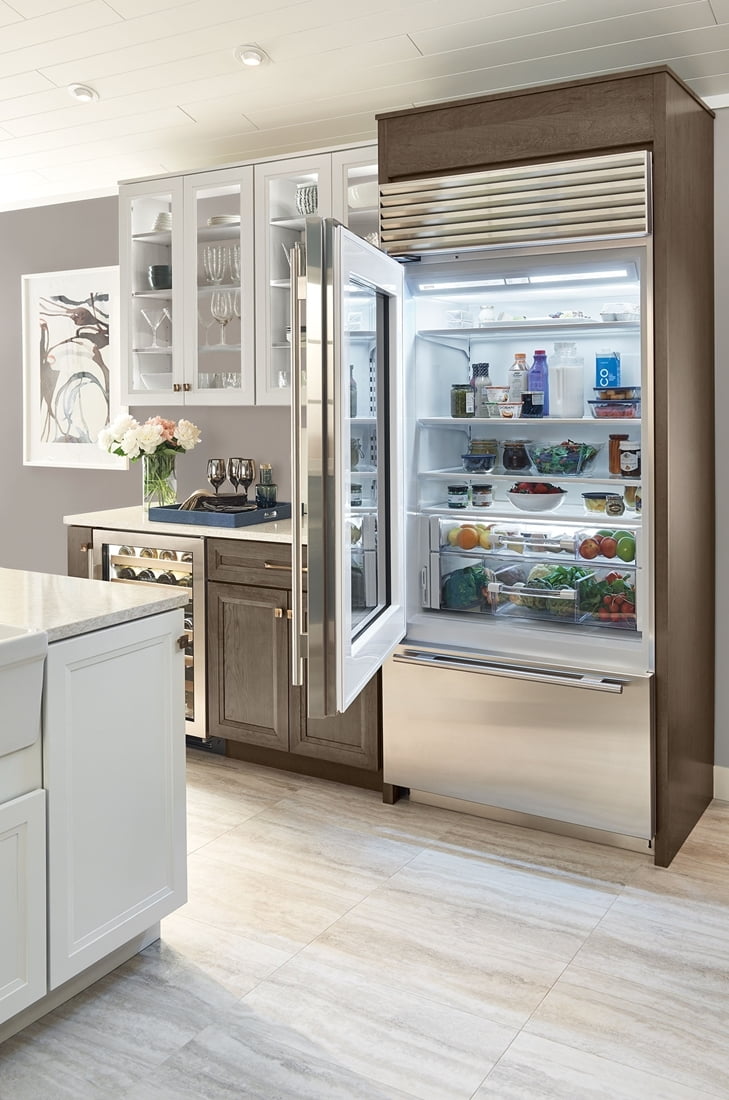 Sub-Zero BI36UASTHLH 36" Classic Over-And-Under Refrigerator/Freezer With Glass Door