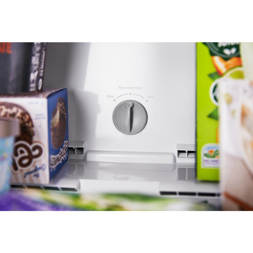 Amana ARTX3028PW Top Freezer Refrigerator - 16.4 Cu. Ft.