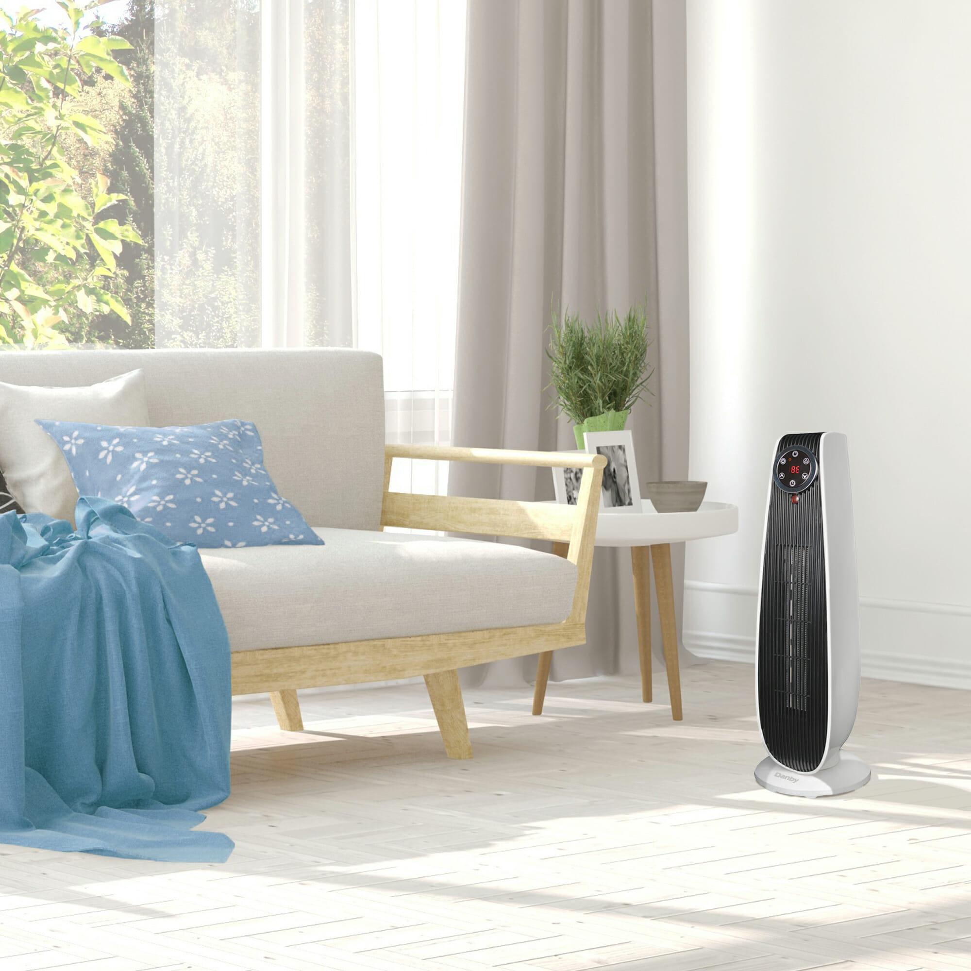 Danby DBSH02213WD13 Danby 1500W Adjustable Oscillating Heater 22" In White