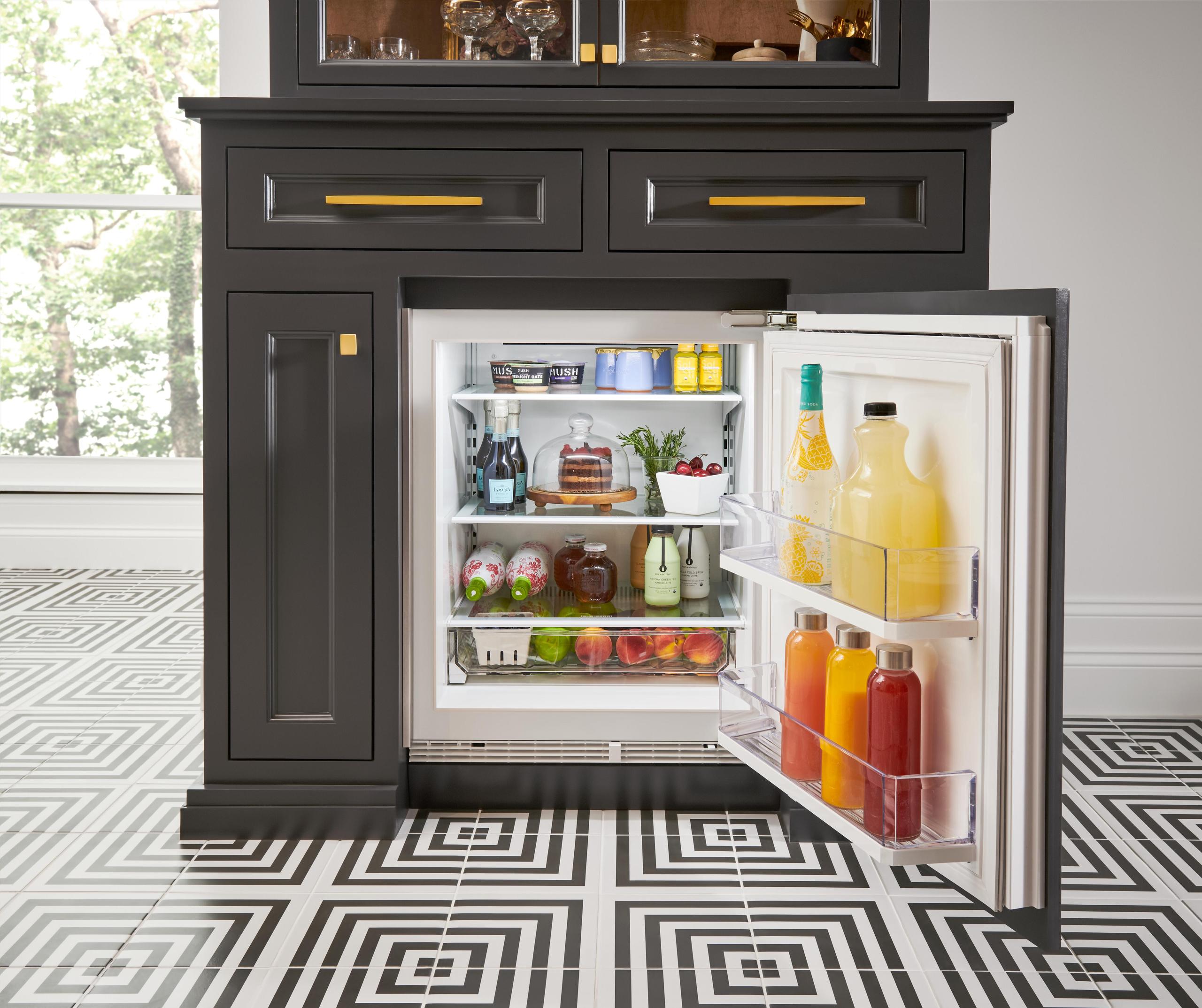 Sub-Zero DEU2450RADAL 24" Designer Undercounter Ada Height Refrigerator - Panel Ready
