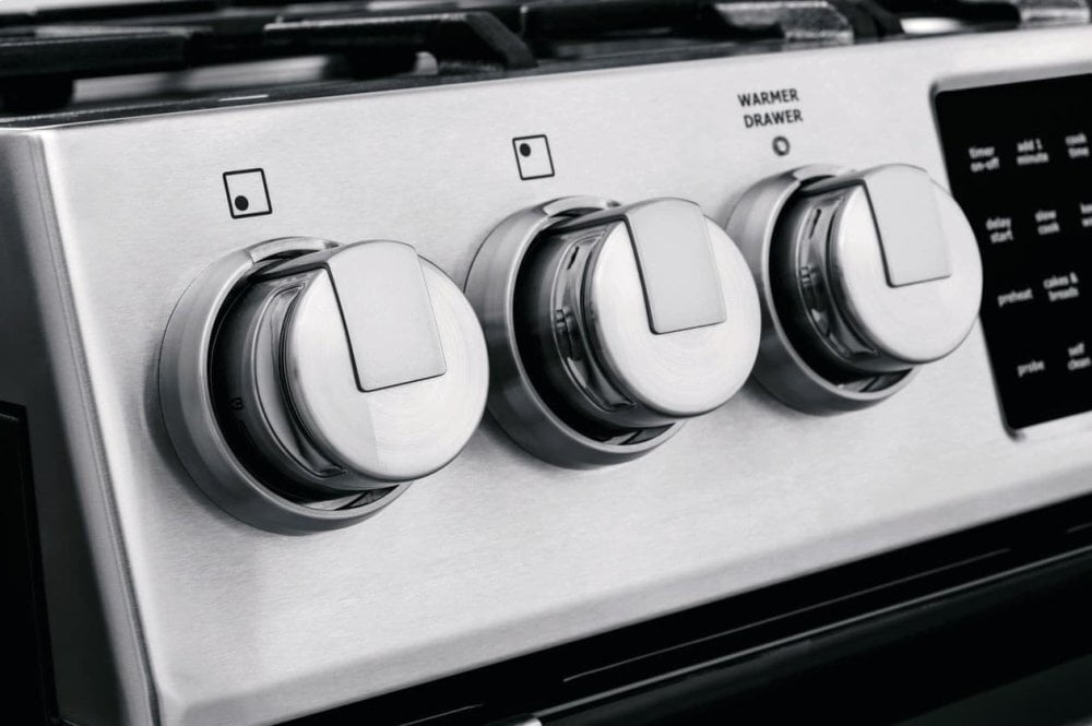 Electrolux EI30GF45QS 30'' Gas Front Control Freestanding Range