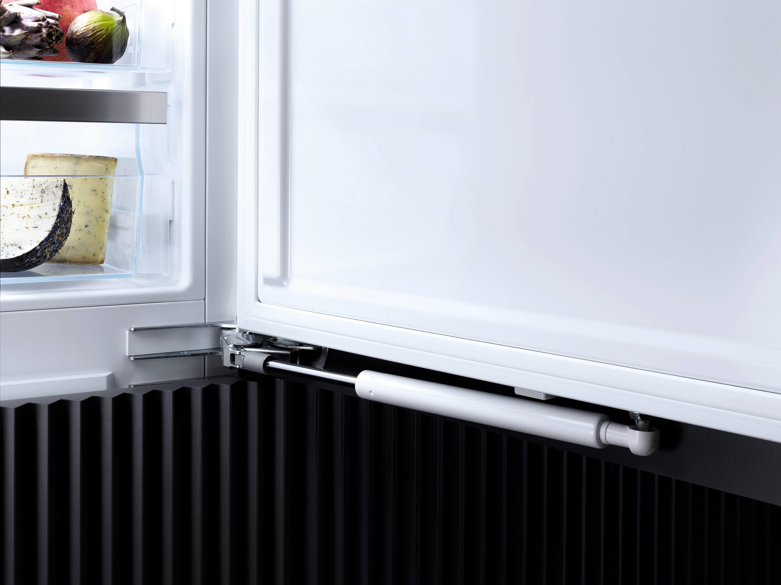 Miele KFN7795D Kfn 7795 D - Perfectcool Fridge-Freezer Perfectfresh Active, Dynacool, And Icemaker For Outstanding Appearance.