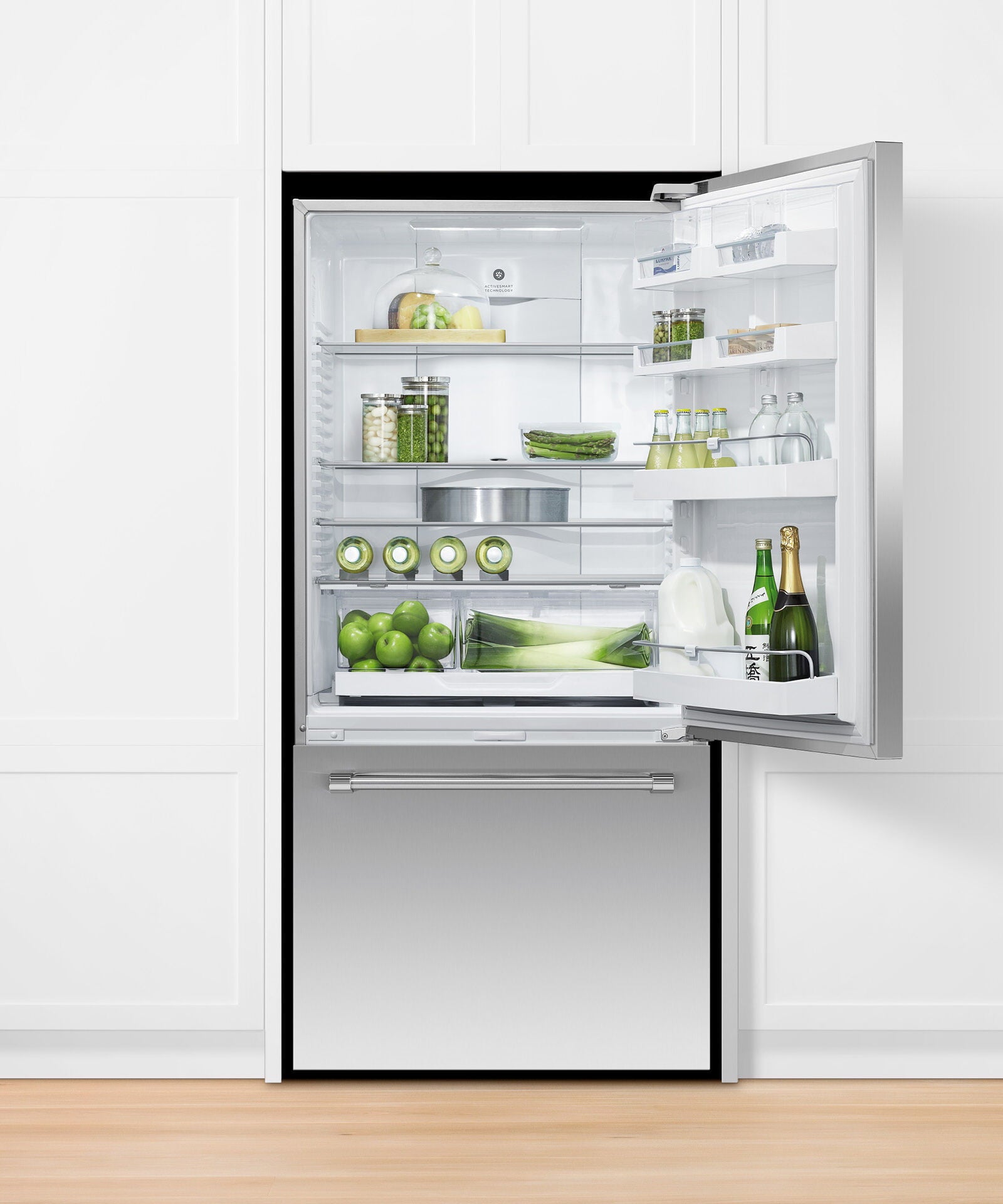 Fisher & Paykel RF170WRKJX6 Freestanding Refrigerator Freezer, 32", 17.1 Cu Ft, Ice