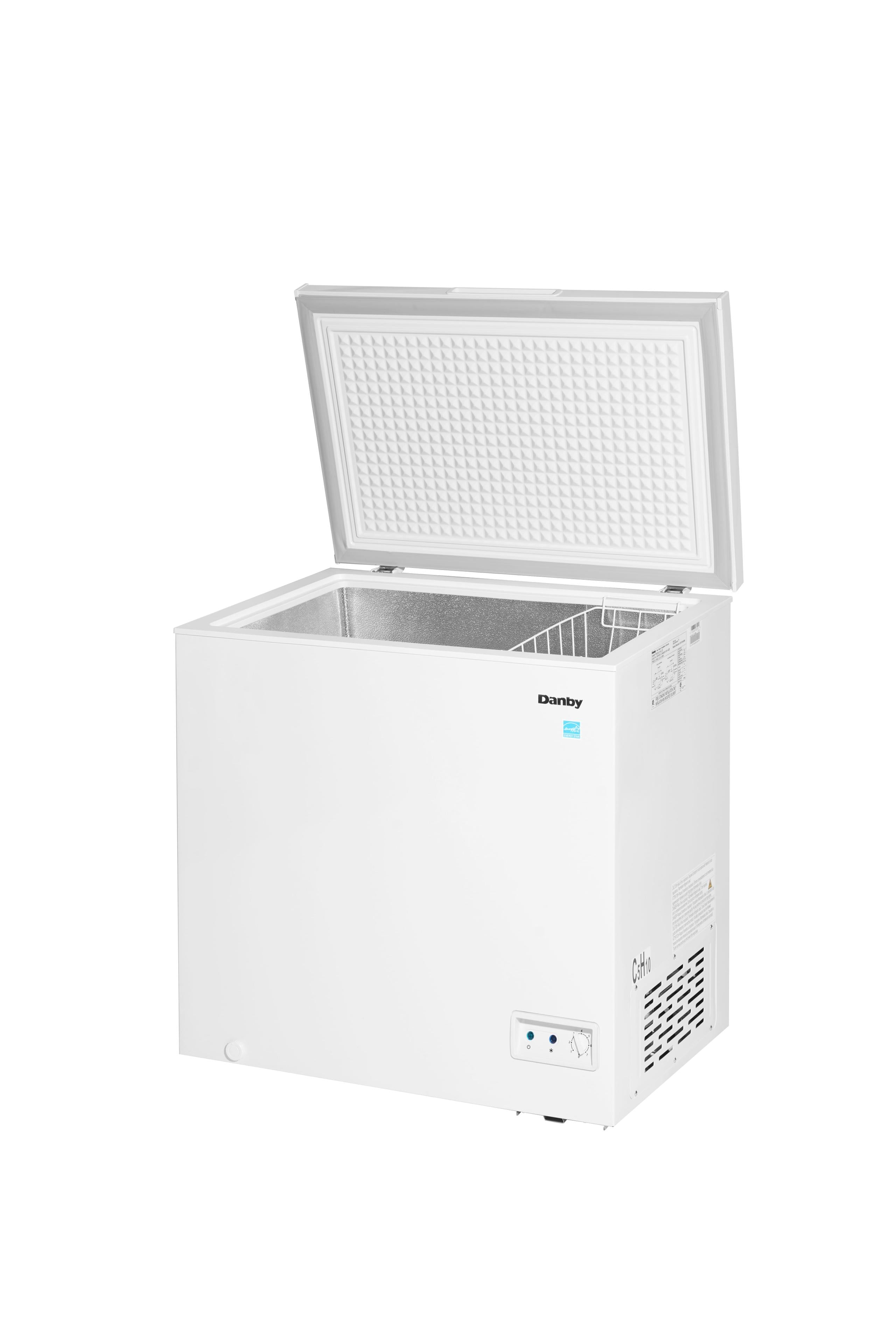Danby DCF070A5WDB Danby 7.0 Cu. Ft. Square Model Chest Freezer