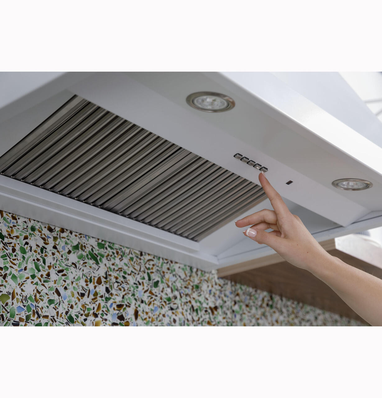 Cafe CVW93043PDS Café™ 30" Commercial Hood