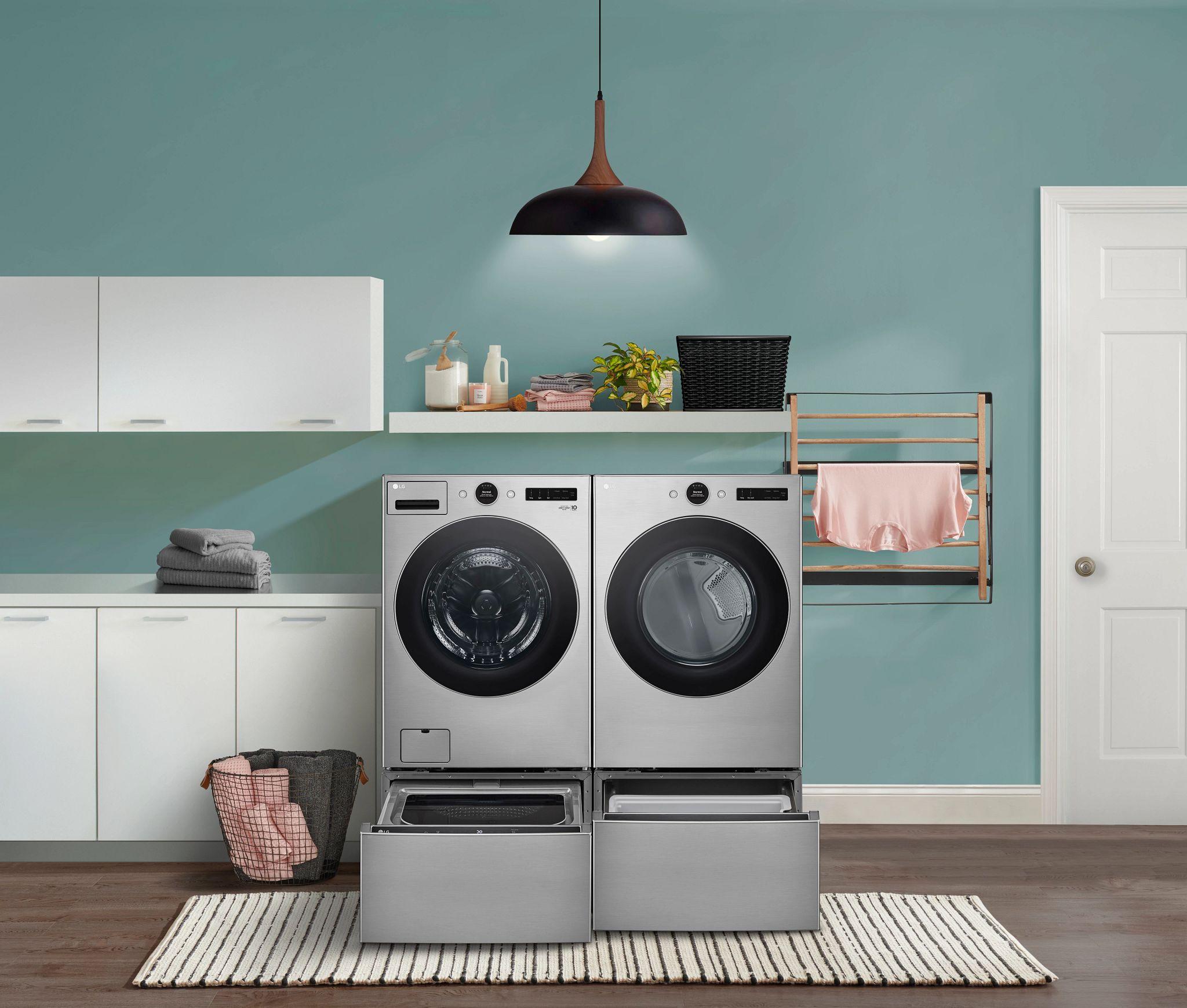 Lg WM5700HVA 4.5 Cu.Ft. Smart Front Load Washer With Turbowash® 360(Degree), Built-In Intelligence And Ezdispense®