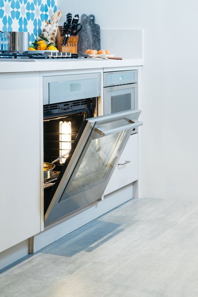 Thermador MED301WS 30-Inch Masterpiece® Single Built-In Oven