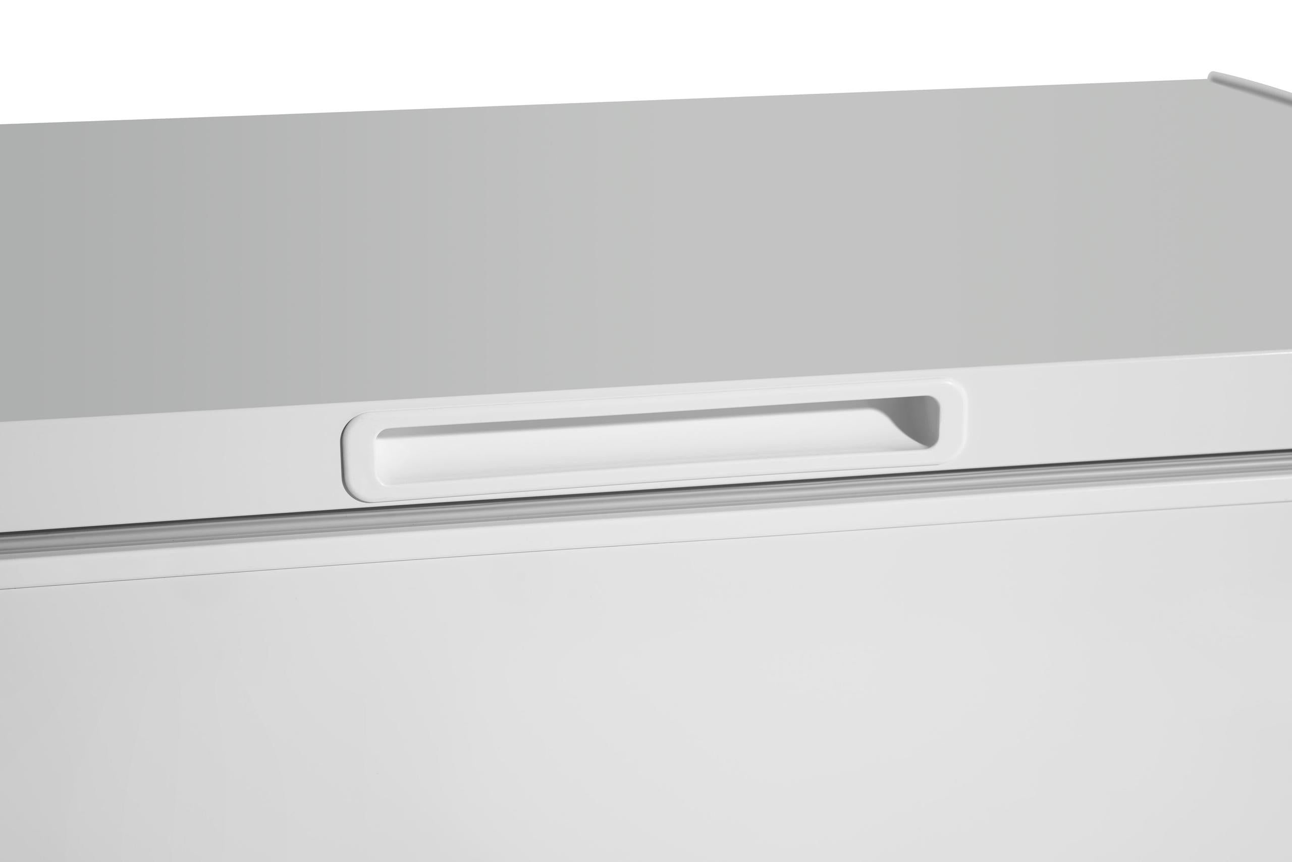 Danby DCF070A5WDB Danby 7.0 Cu. Ft. Square Model Chest Freezer