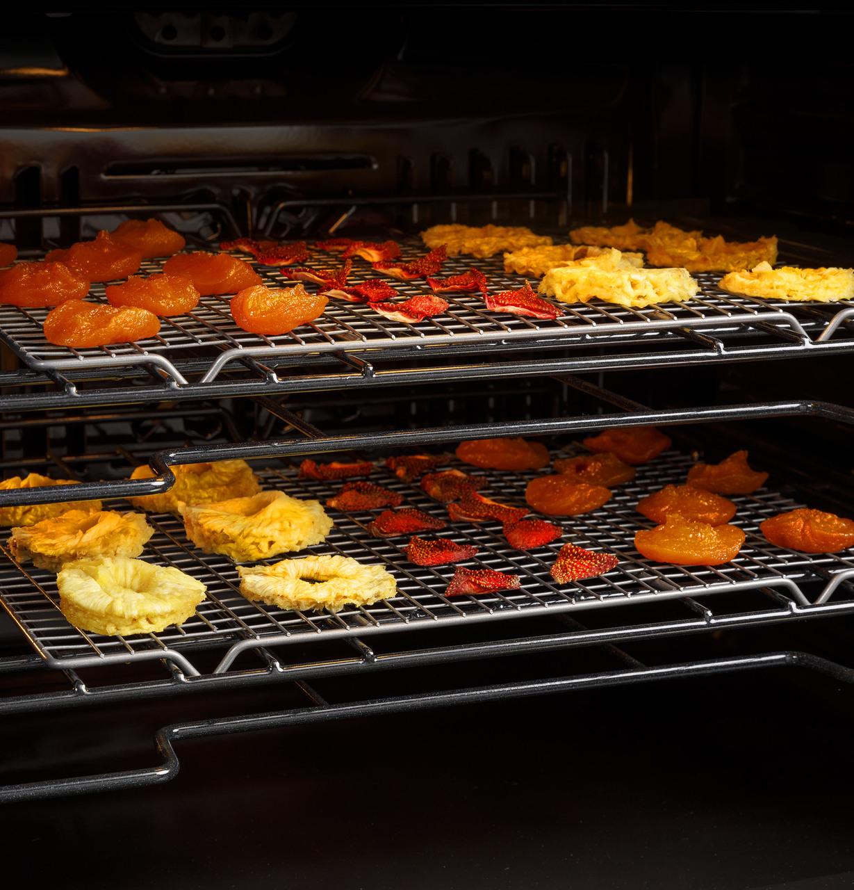 Cafe CTD90DM2NS5 Café™ Minimal Series 30" Smart Built-In Convection Double Wall Oven In Platinum Glass