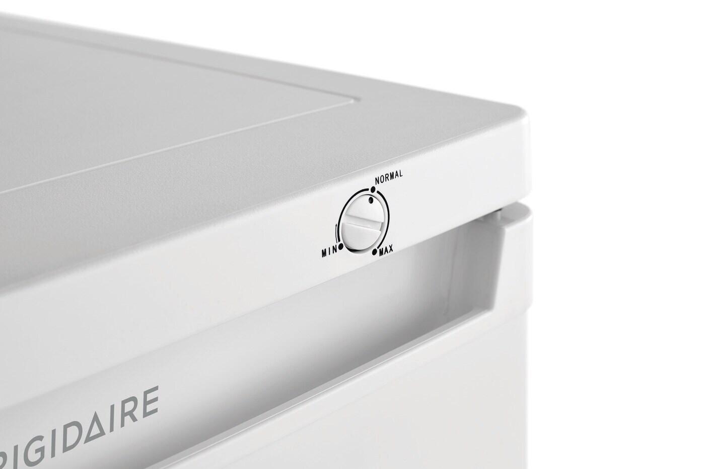 Frigidaire FFUM0623AW Frigidaire 6 Cu. Ft. Upright Freezer