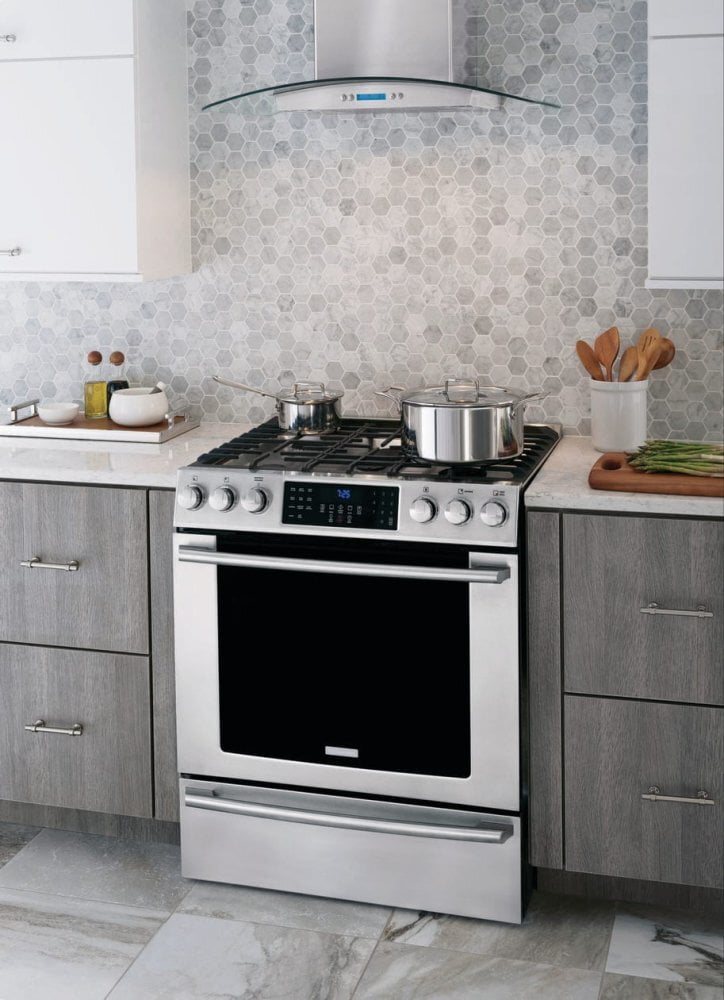 Electrolux EI30GF45QS 30'' Gas Front Control Freestanding Range