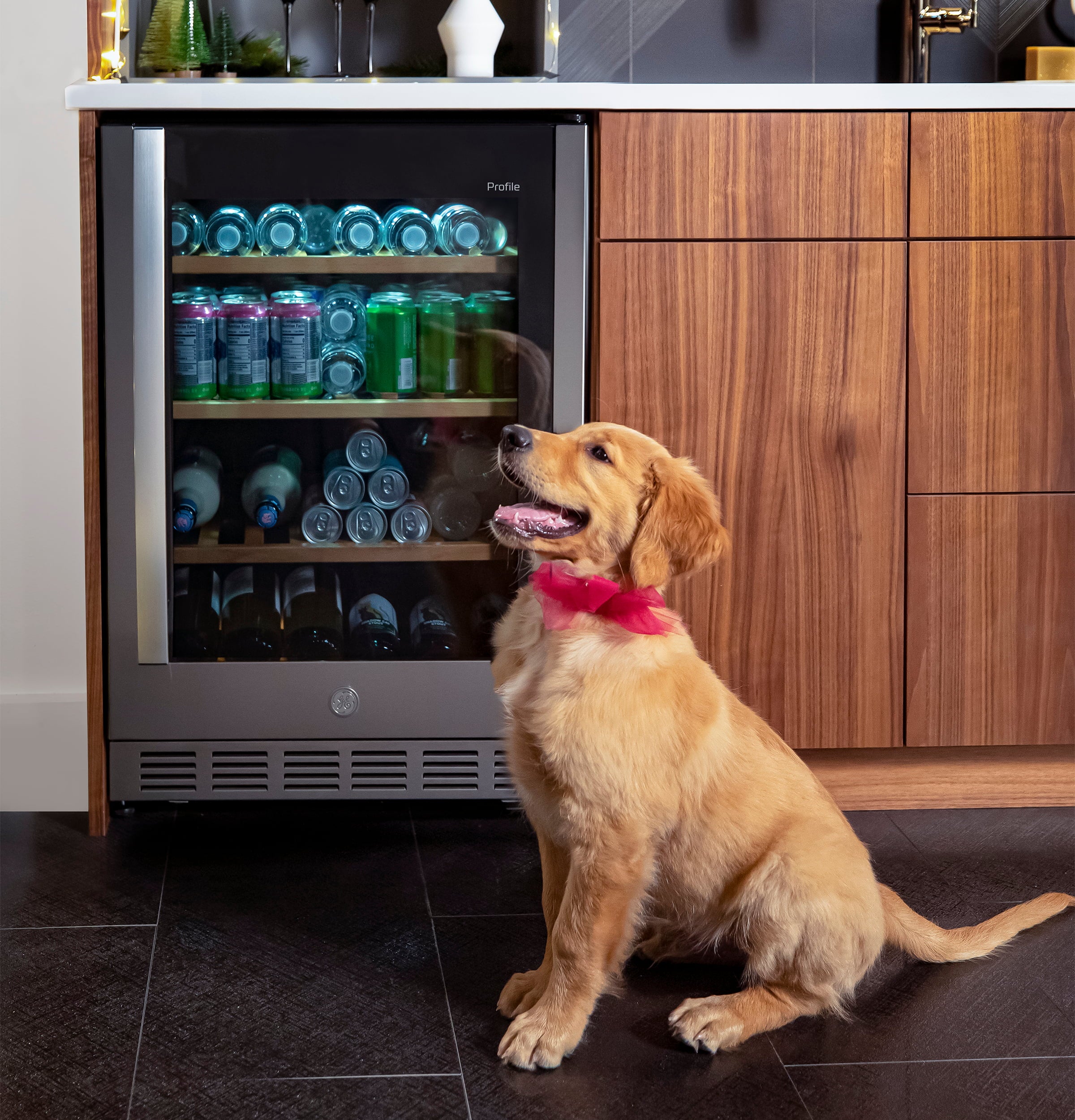 Ge Appliances PVS06BSPSS Ge Profile™ Series Beverage Center