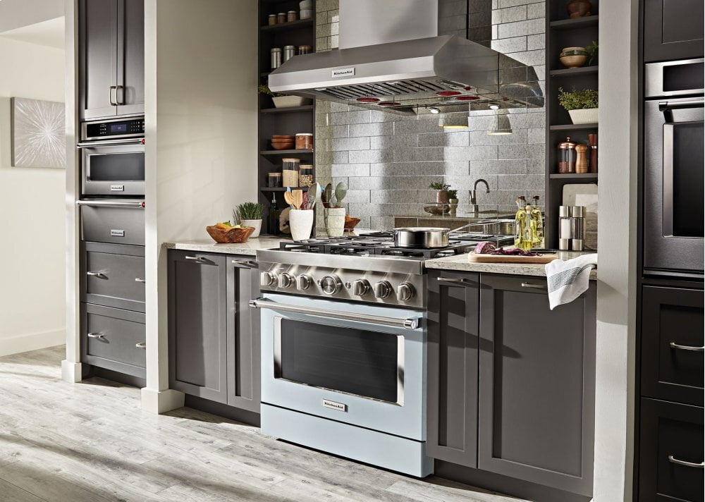 Kitchenaid KFDC506JMB Kitchenaid® 36'' Smart Commercial-Style Dual Fuel Range With 6 Burners - Misty Blue