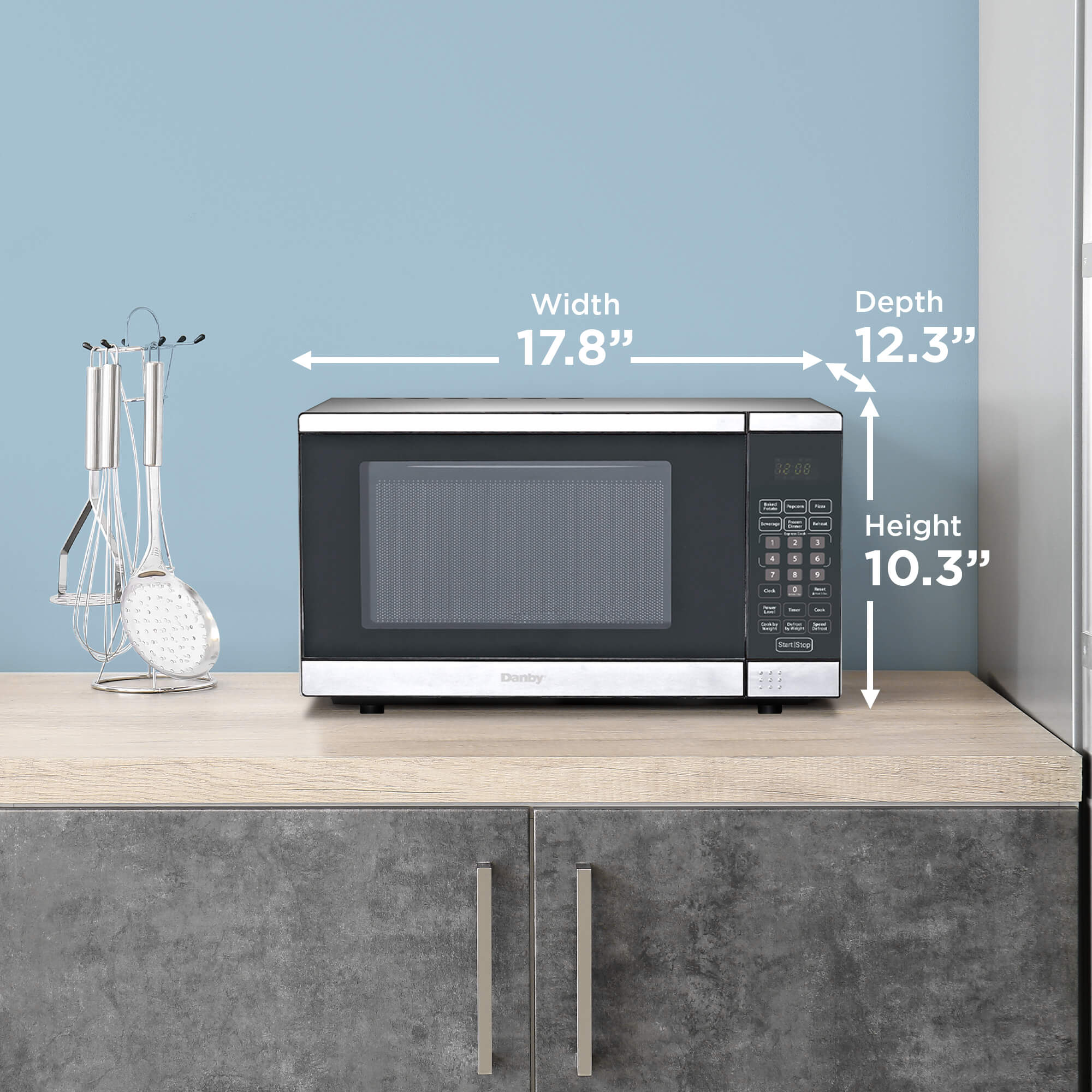 Danby DDMW007501G1 Danby 0.7 Cu. Ft. Space Saving Under The Cupboard Microwave