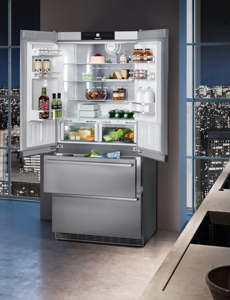 Liebherr CBS2092 Fridge-Freezer With Biofresh And Nofrost