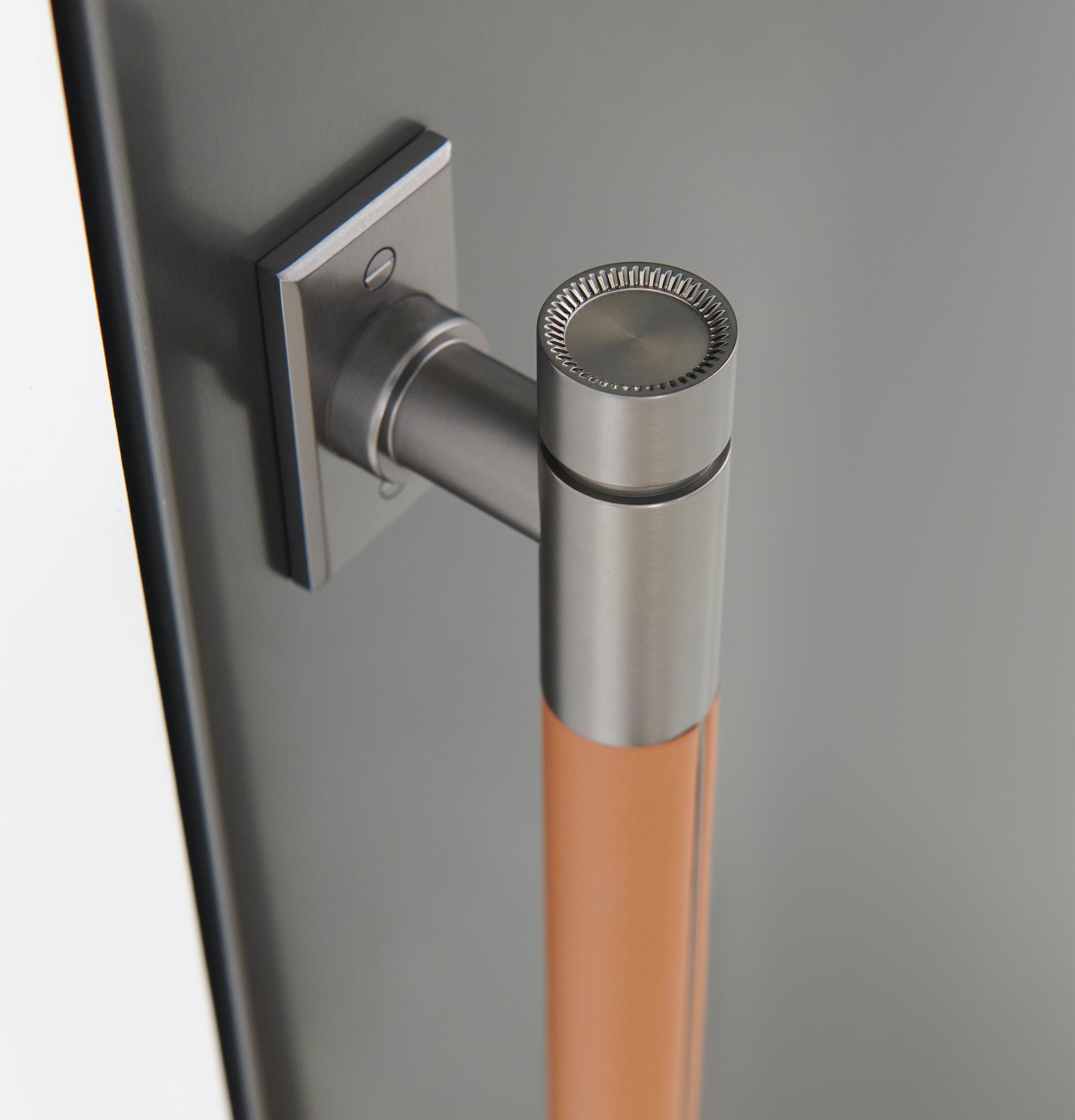 Monogram ZKSP1H1TVT1 Monogram Column Handle Kit Titanium Designer Collection