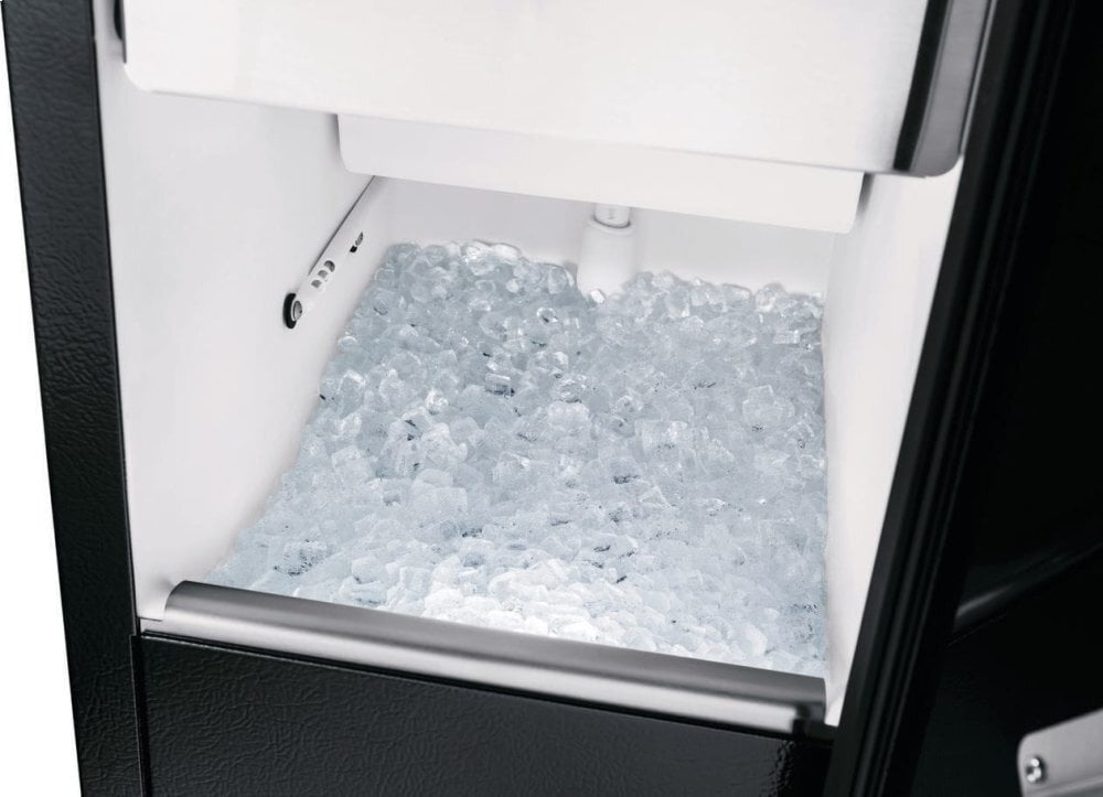 Electrolux UR15IM20RS 15'' Ice Maker With Right Hinge Door