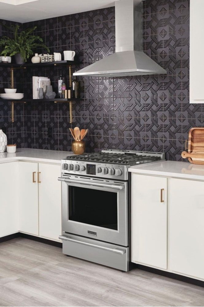 Frigidaire PCFG3078AF Frigidaire Professional 30'' Front Control Gas Range With Air Fry