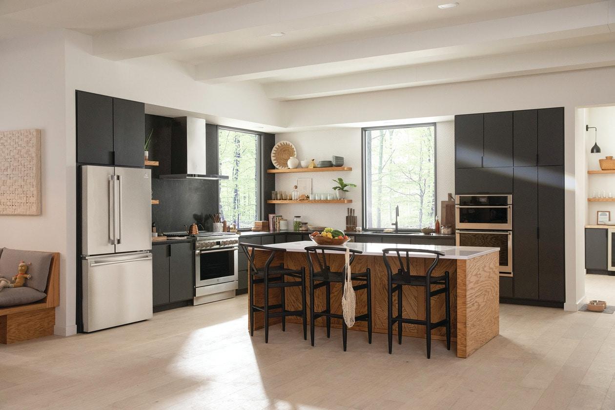 Electrolux ERFG2393AS Electrolux Counter-Depth French Door Refrigerator