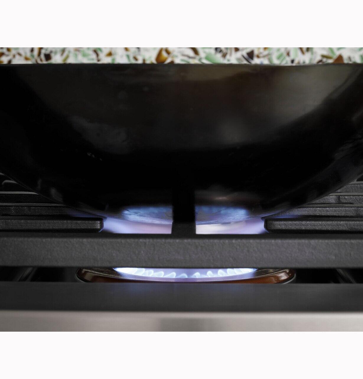 Cafe CGU486P2TS1 Café™ 48" Commercial-Style Gas Rangetop With 6 Burners And Integrated Griddle (Natural Gas)