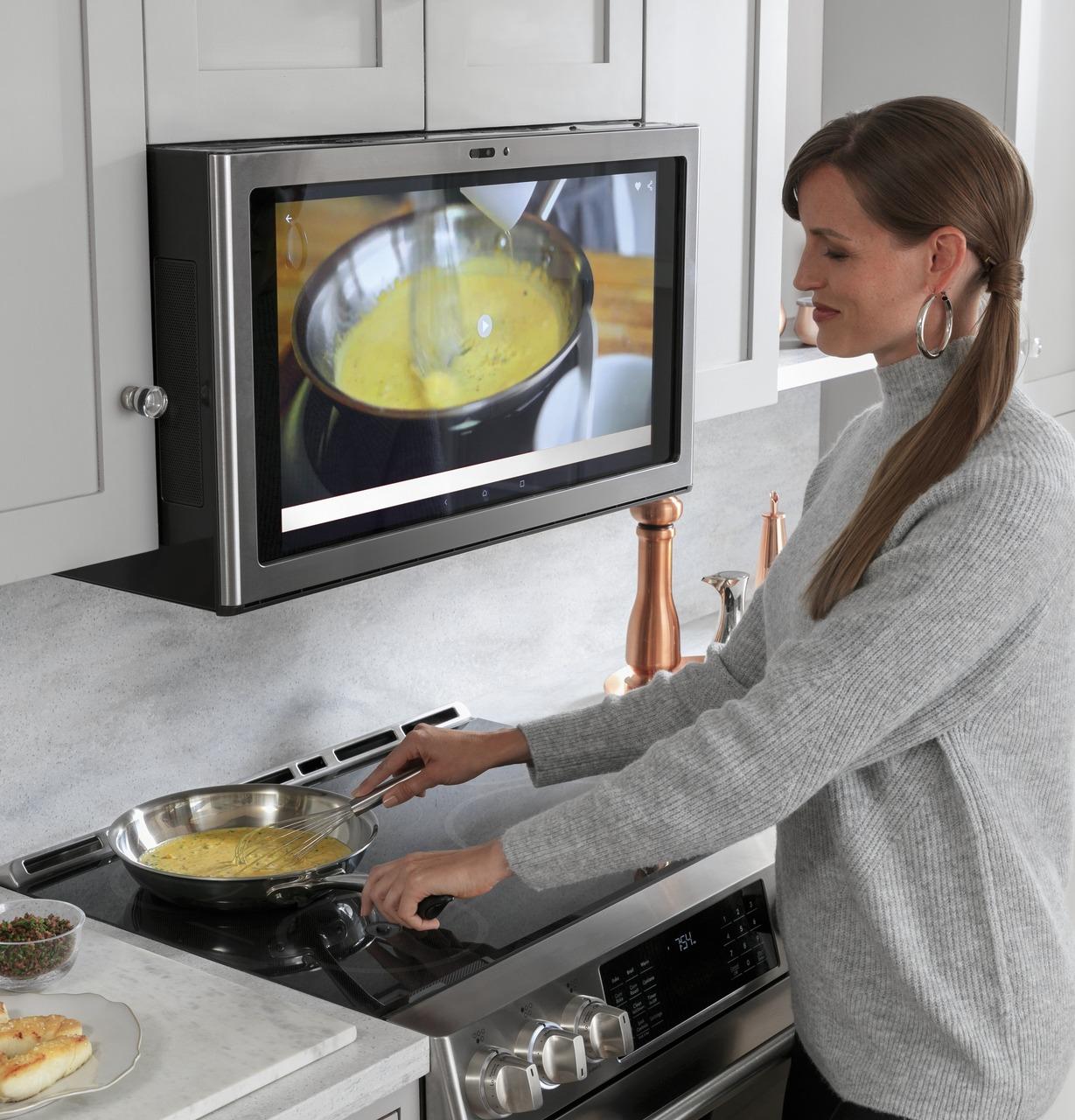 Cafe CHS90XP2MS1 Café™ 30" Smart Slide-In, Front-Control, Induction And Convection Range With In-Oven Camera