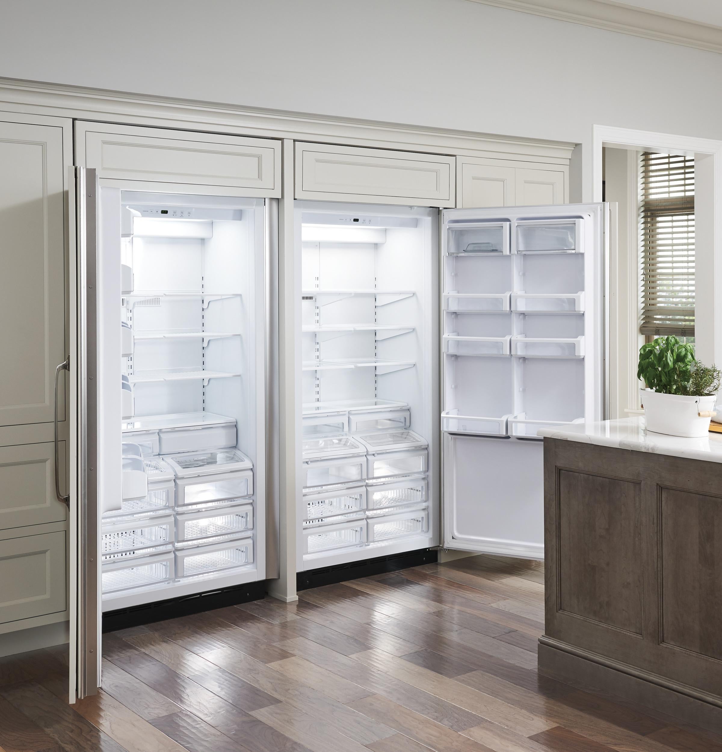Monogram ZIR360NNRH Monogram 36" Built-In All Refrigerator