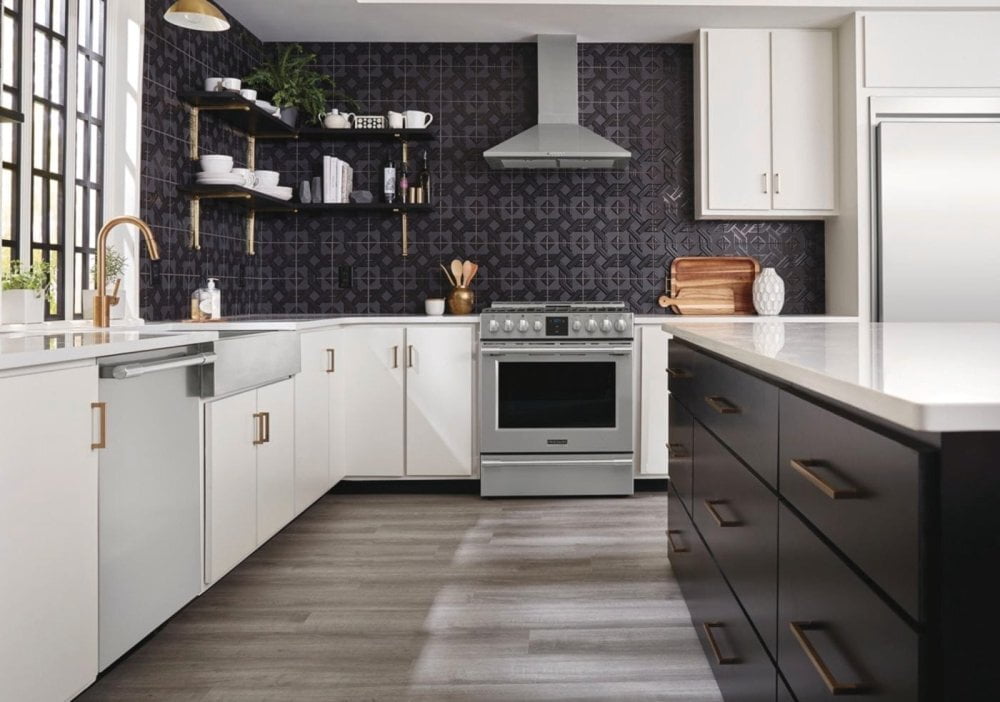 Frigidaire PCFG3078AF Frigidaire Professional 30'' Front Control Gas Range With Air Fry