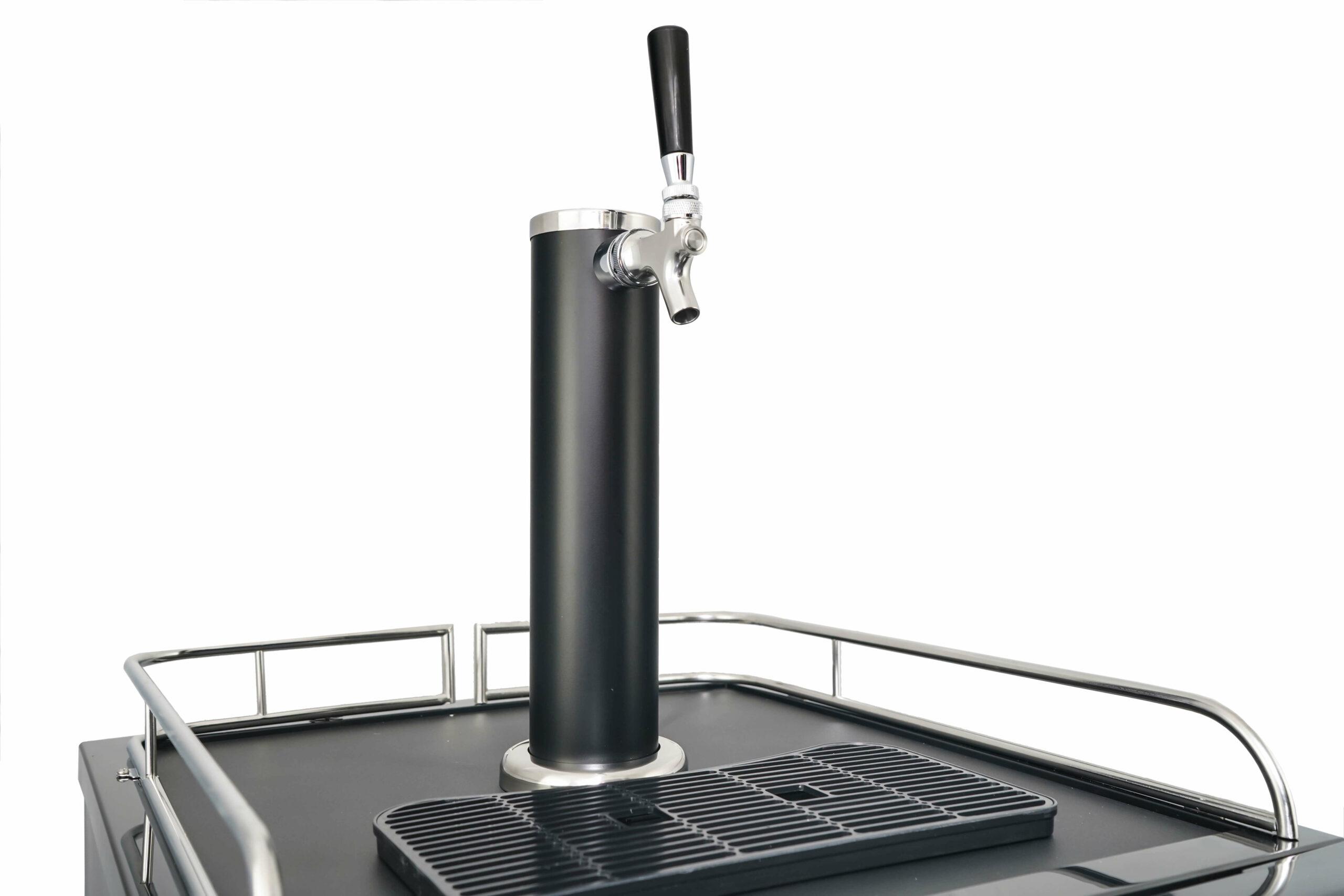 Danby DKC054A9SLDB Danby 5.4 Cu. Ft. Kegerator