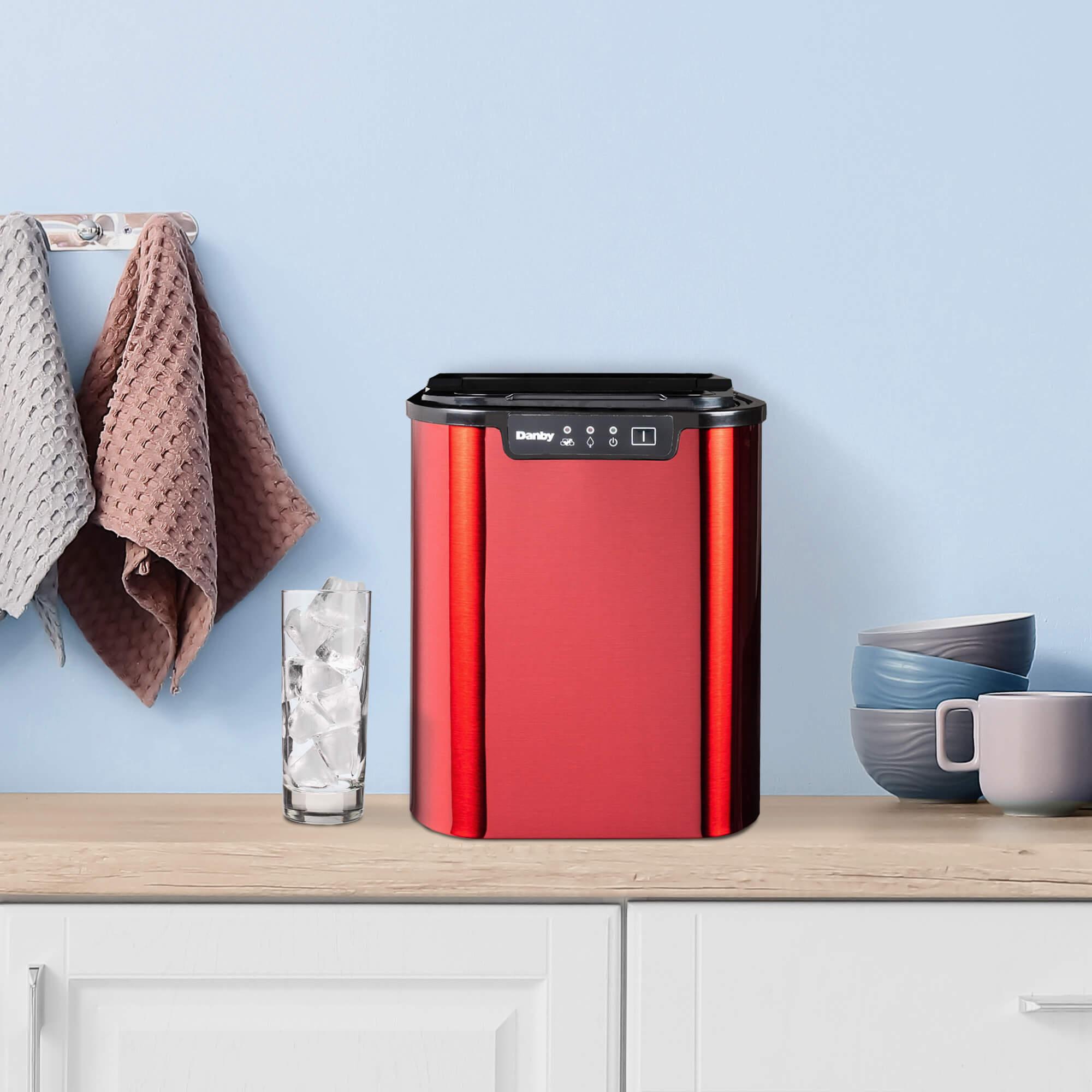 Danby DIM2500RDB Danby 2 Lb Ice Maker
