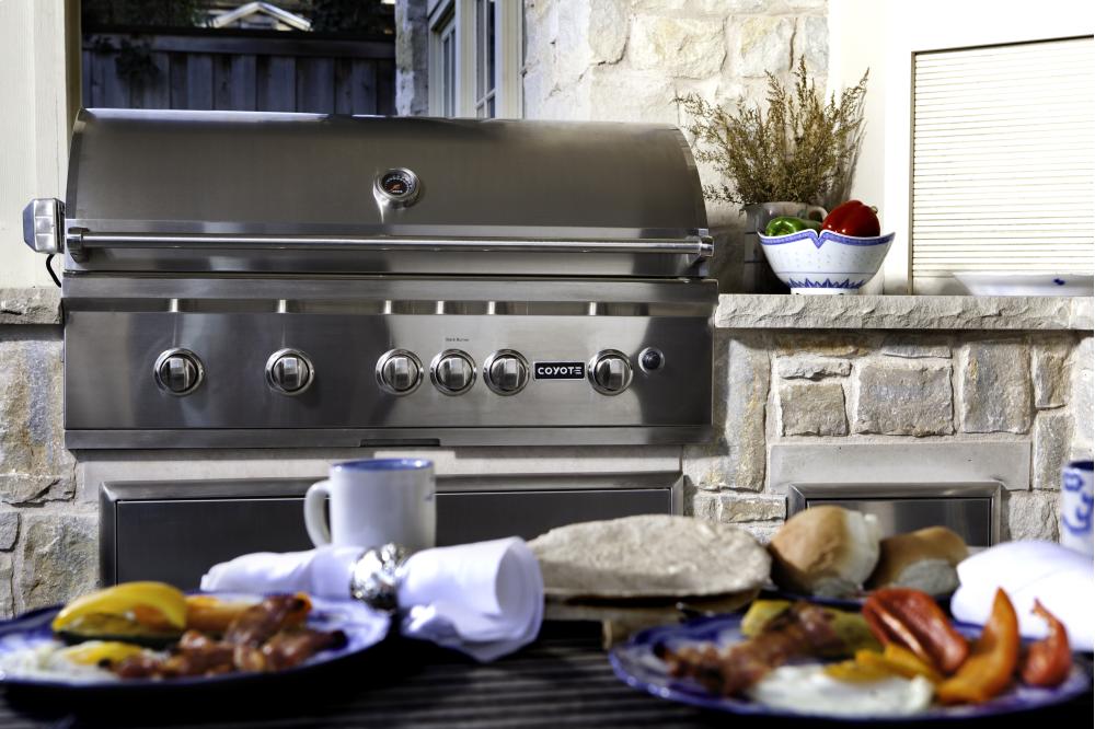 Coyote C2SL42LP 42" S-Series Grill