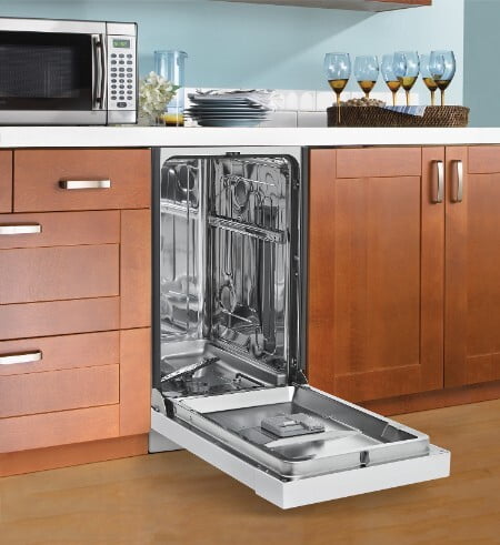 Danby DDW1804EW Danby 18 White Built-In Dishwasher