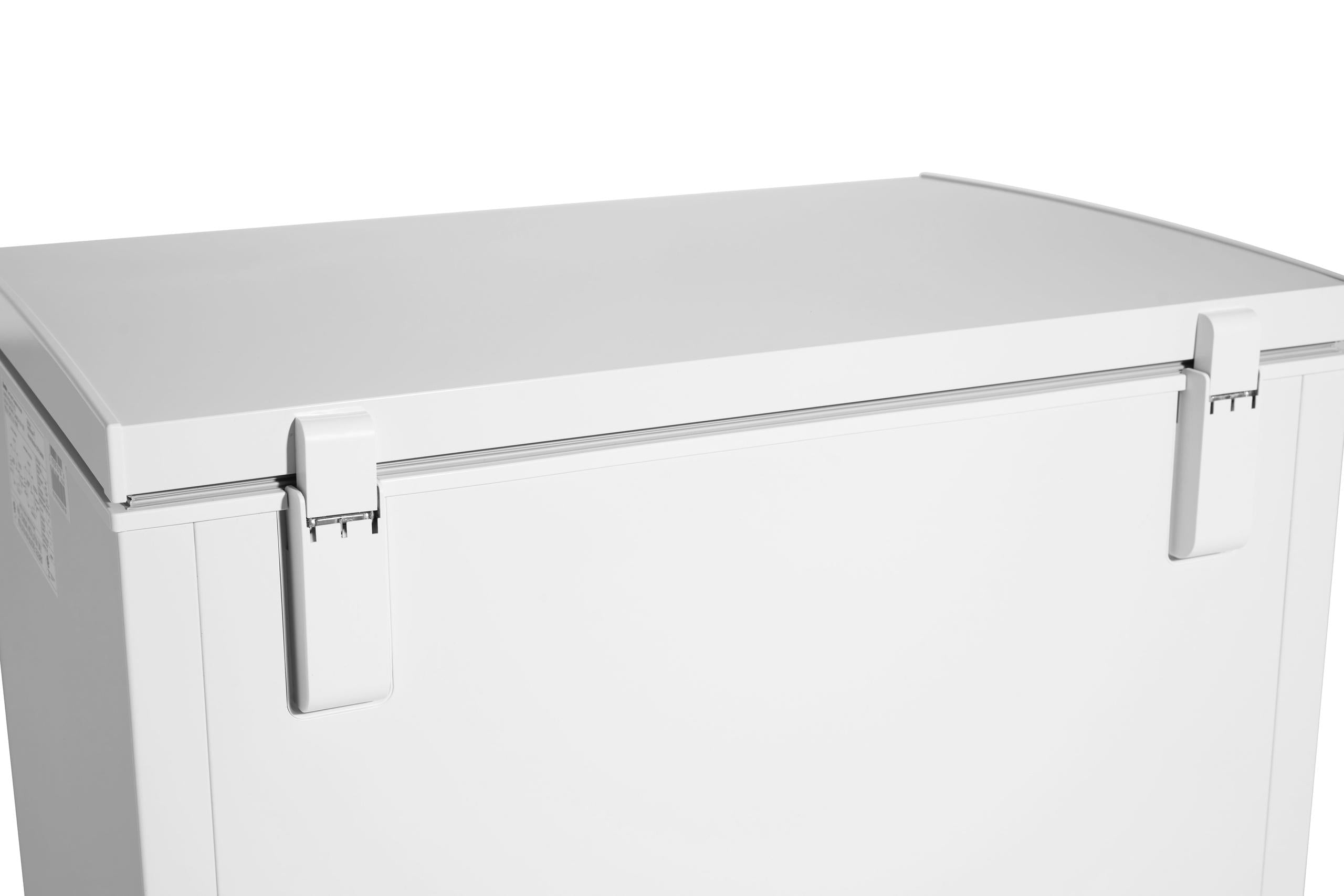 Danby DCF070A6WM Danby 7.0 Cu. Ft. Square Model Chest Freezer Doe