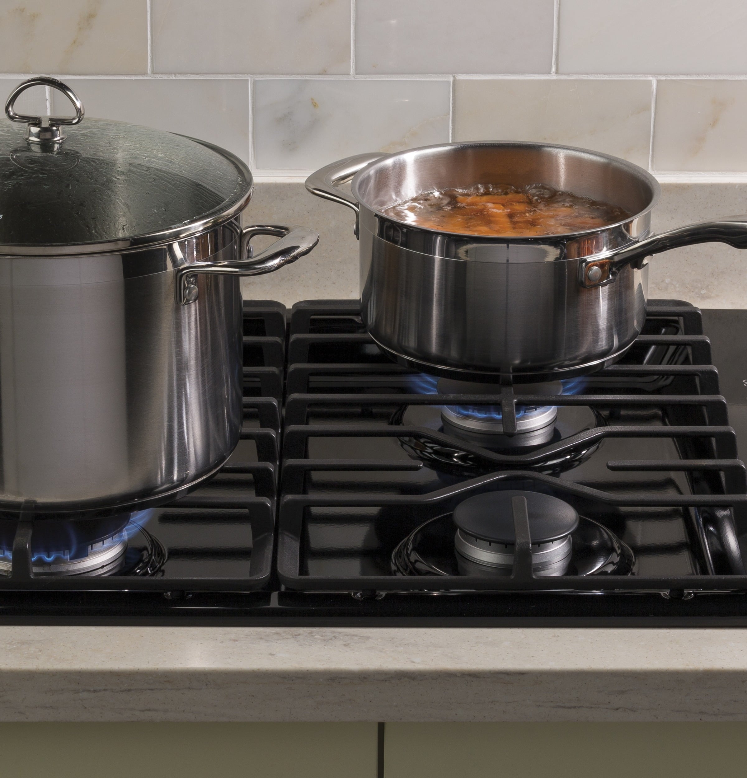 Ge Appliances JGP3030DLBB Ge® 30" Built-In Gas Cooktop With Dishwasher-Safe Grates