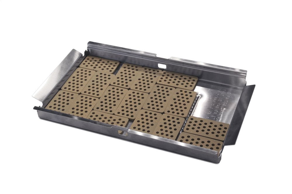 Thermador PABRICKBKW Flat Ceramic Briquettes With Basket For Pro Grill