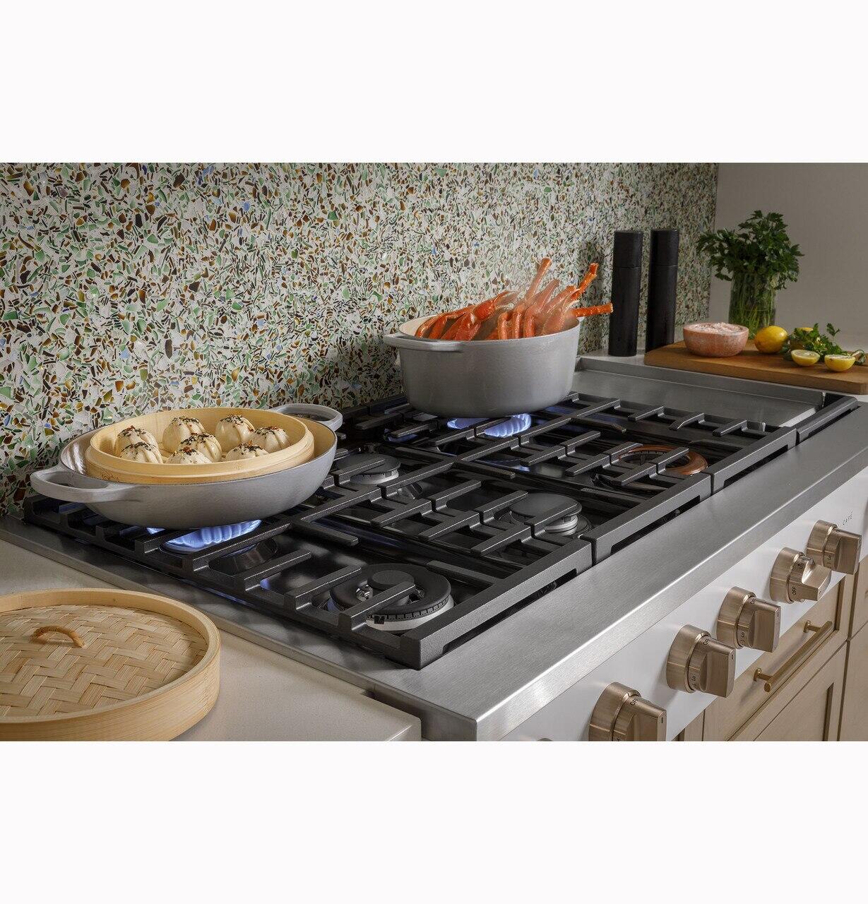 Cafe CGU486P4TW2 Café™ 48" Commercial-Style Gas Rangetop With 6 Burners And Integrated Griddle (Natural Gas)