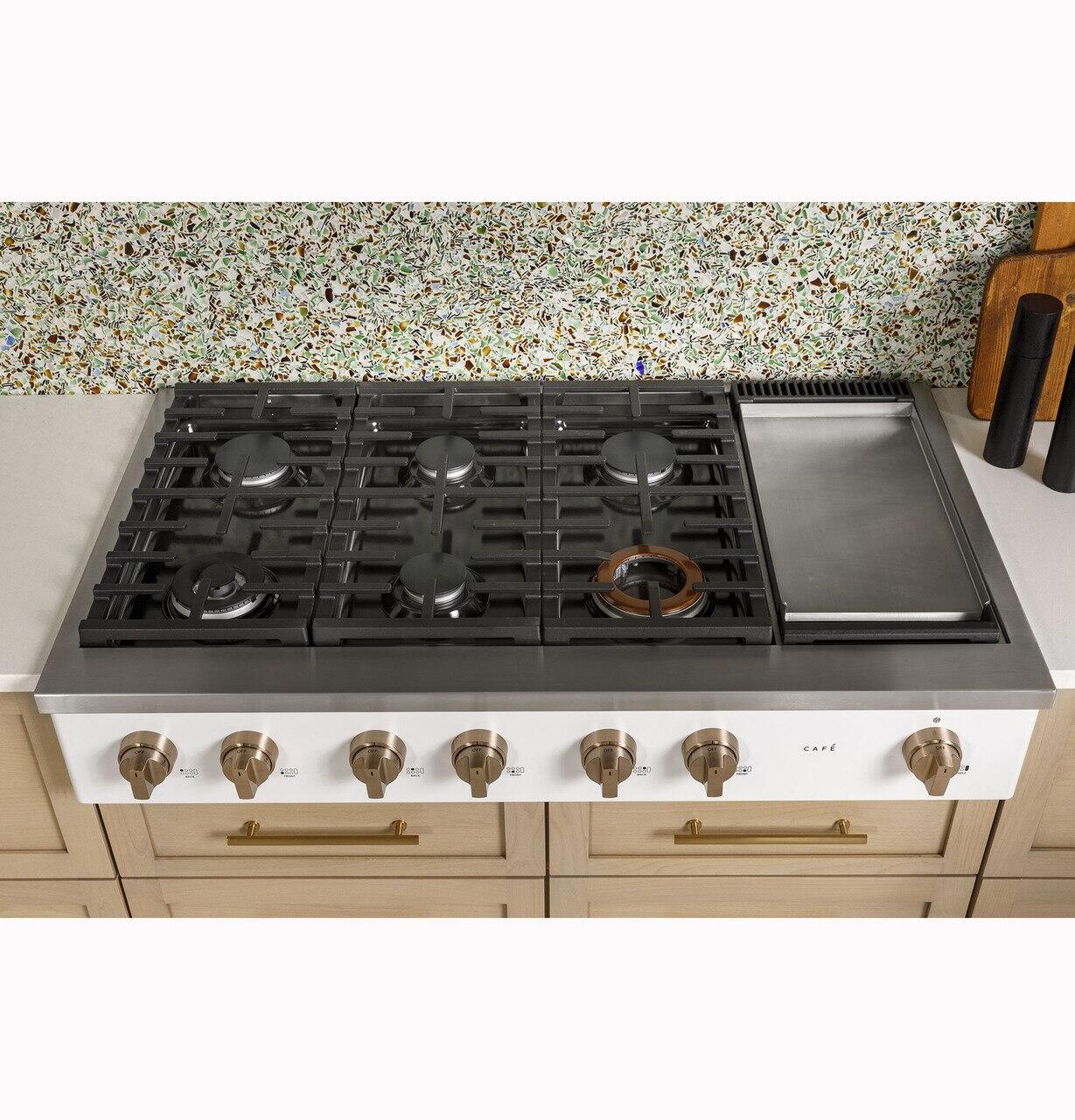 Cafe CGU486P4TW2 Café™ 48" Commercial-Style Gas Rangetop With 6 Burners And Integrated Griddle (Natural Gas)