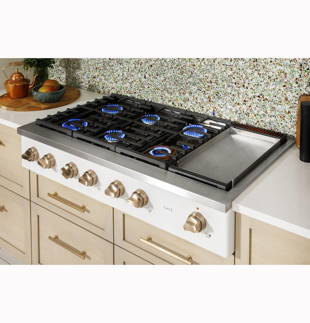 Cafe CGU486P4TW2 Café™ 48" Commercial-Style Gas Rangetop With 6 Burners And Integrated Griddle (Natural Gas)