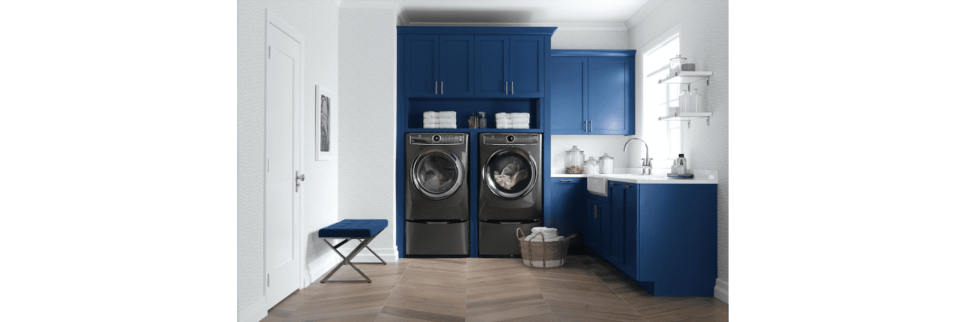 Electrolux EFMG527UTT Front Load Perfect Steam™ Gas Dryer With Luxcare® Dry And Instant Refresh - 8.0 Cu. Ft.