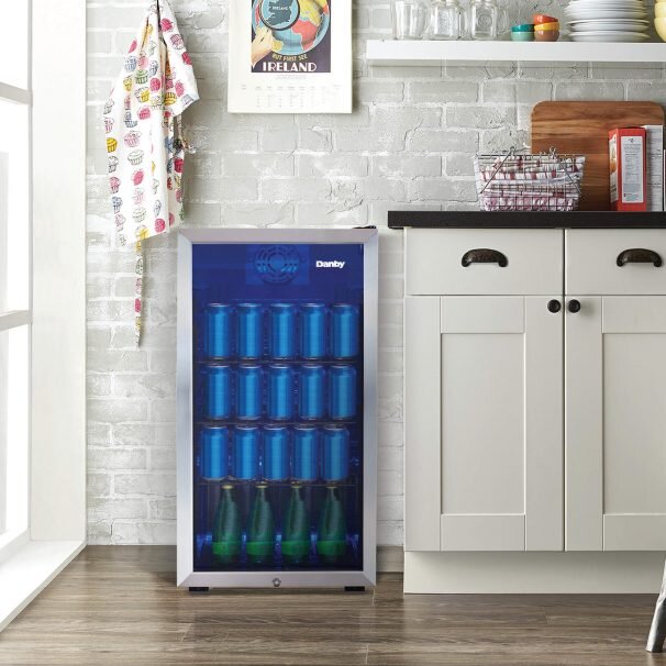 Danby DBC117A1BSSDB6 Danby 117 (355Ml) Can Capacity Beverage Center