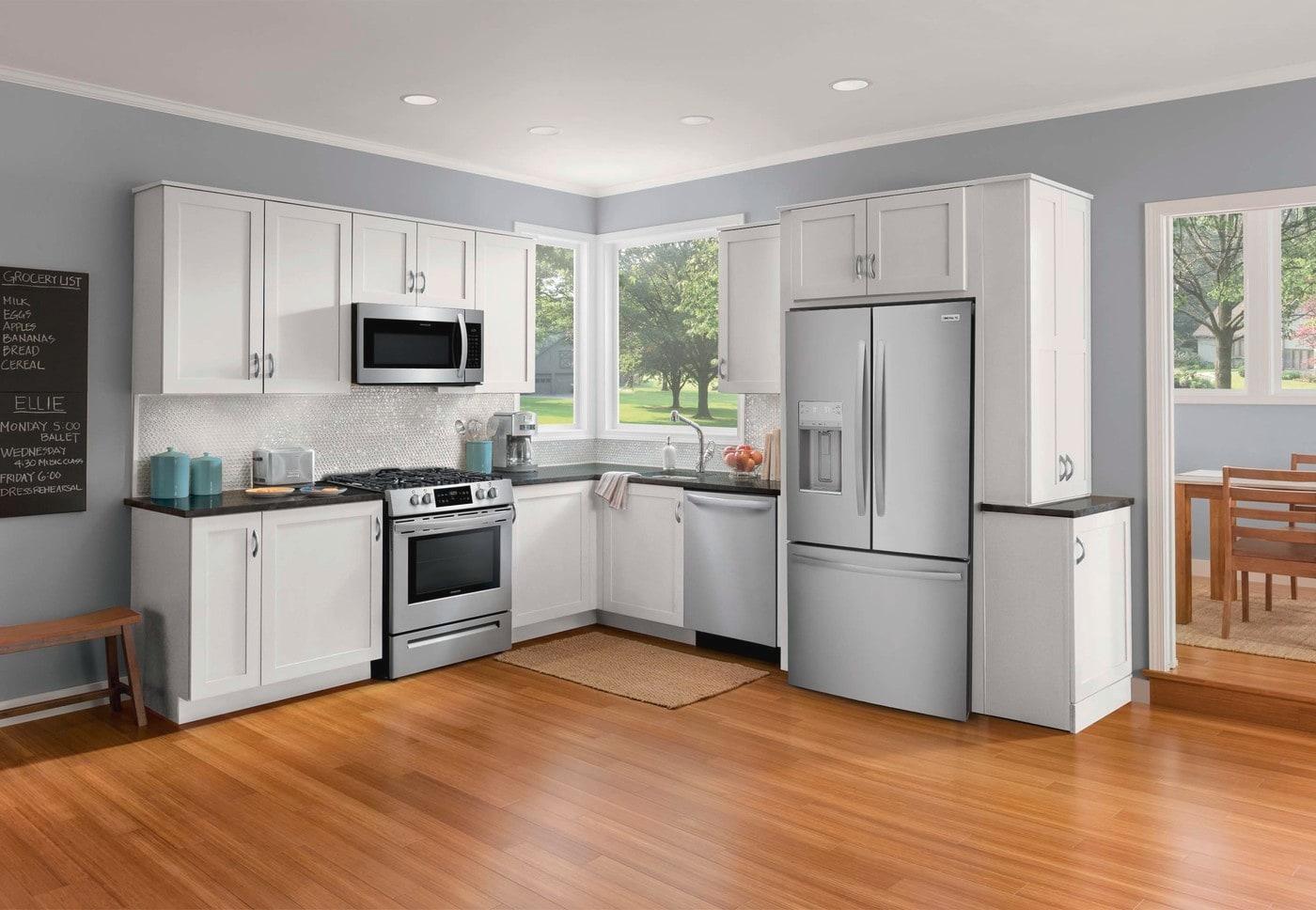 Frigidaire FRFS2823AS Frigidaire 27.8 Cu. Ft. French Door Refrigerator