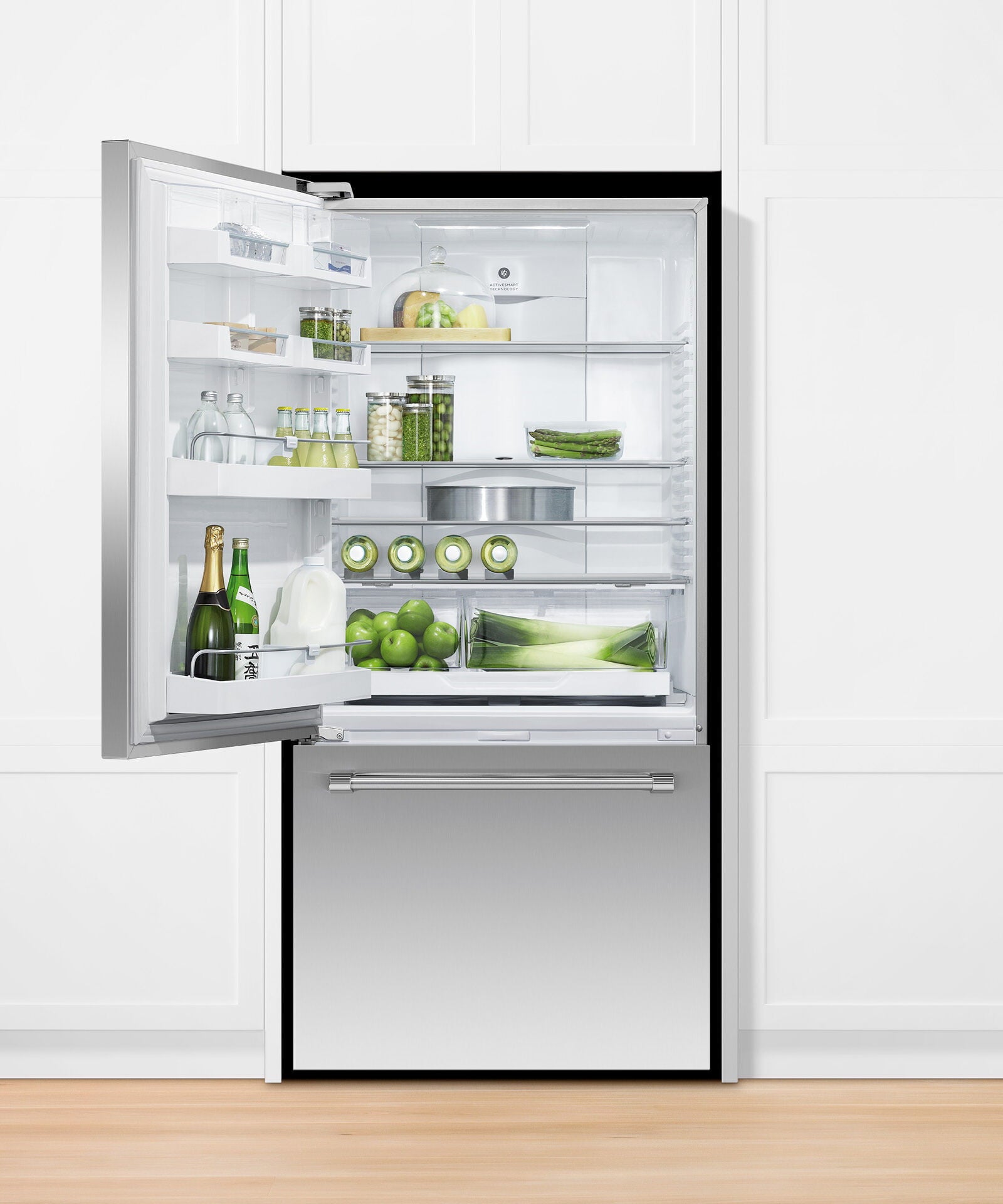 Fisher & Paykel RF170WLKJX6 Freestanding Refrigerator Freezer, 32", 17.1 Cu Ft, Ice