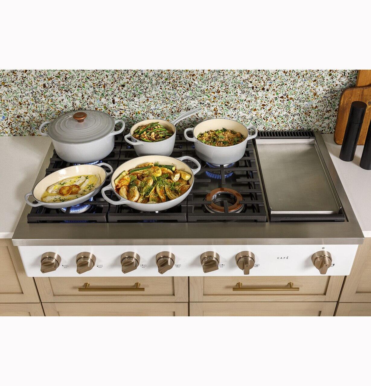 Cafe CGU486P4TW2 Café™ 48" Commercial-Style Gas Rangetop With 6 Burners And Integrated Griddle (Natural Gas)