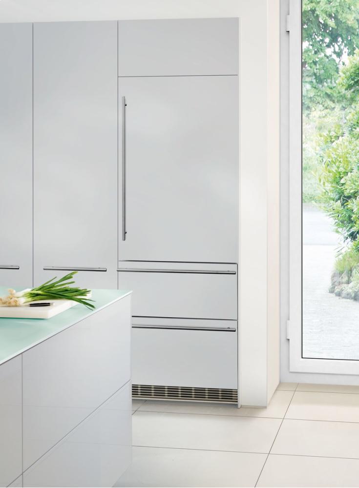 Liebherr HC1540 30" Combined Refrigerator-Freezer With Nofrost For Integrated Use