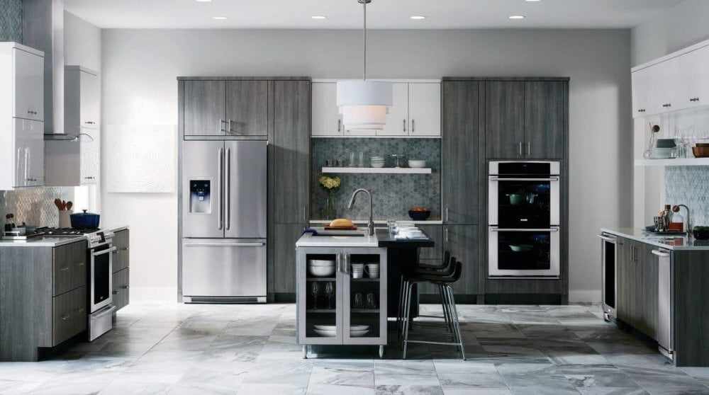 Electrolux UR15IM20RS 15'' Ice Maker With Right Hinge Door