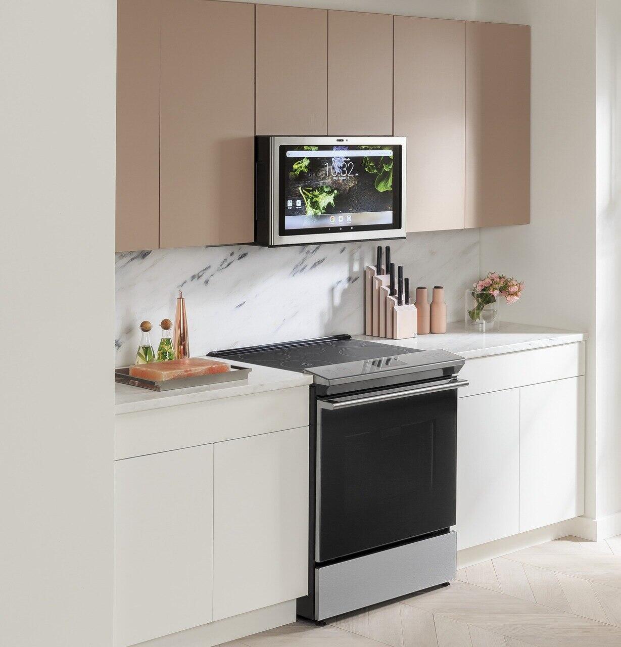 Cafe CHS90XM2NS5 Café 30" Smart Slide-In, Front-Control, Induction And Convection Range With In-Oven Camera In Platinum Glass