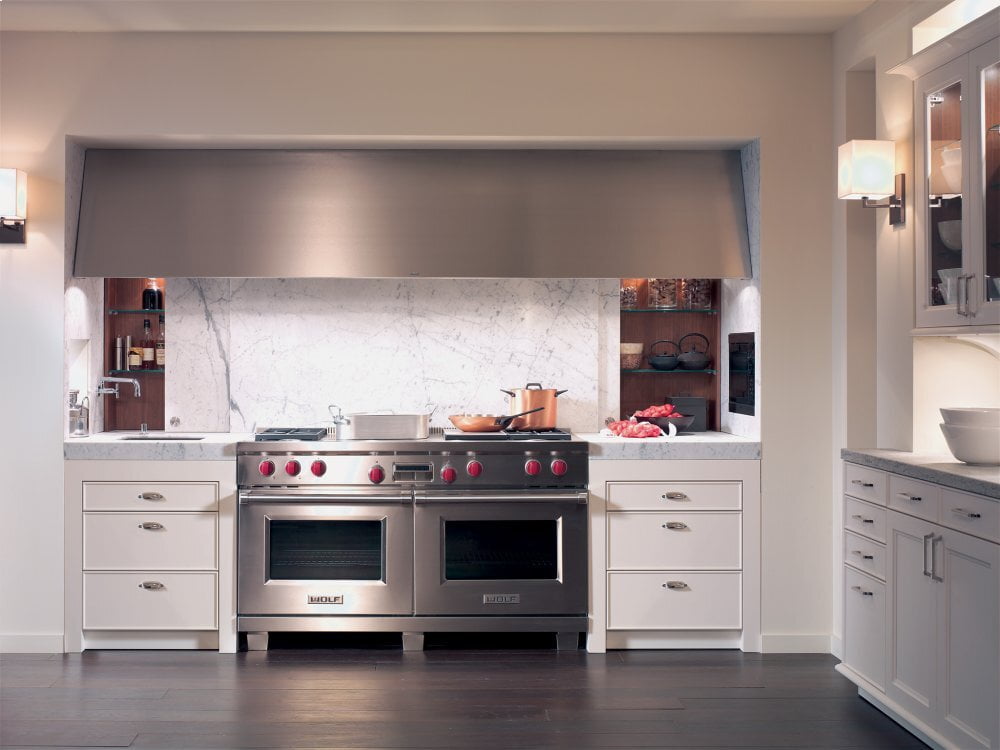 Wolf DF604CF 60" Dual Fuel Range - 4 Burners, Infrared Charbroiler And French Top