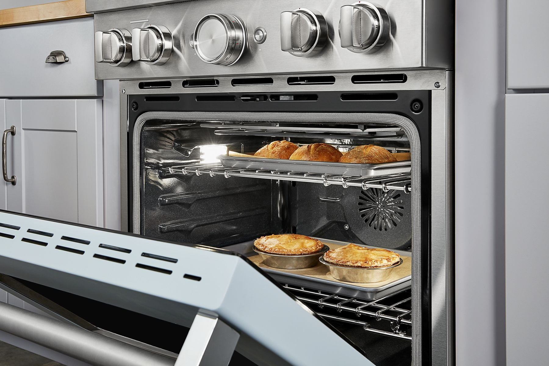 Kitchenaid KFDC500JMB Kitchenaid® 30'' Smart Commercial-Style Dual Fuel Range With 4 Burners - Misty Blue
