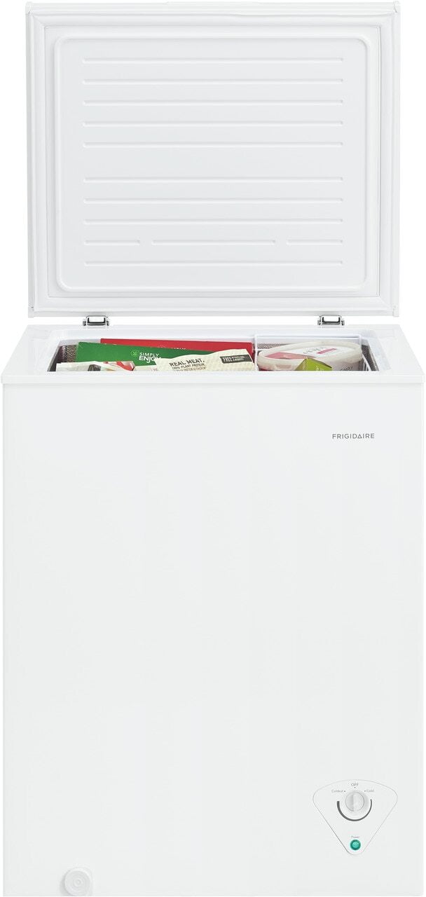Frigidaire FFCS0522AW Frigidaire 5 Cu. Ft. Chest Freezer