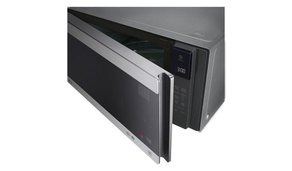 Lg LMC1575ST 1.5 Cu. Ft. Neochef™ Countertop Microwave With Smart Inverter And Easyclean®